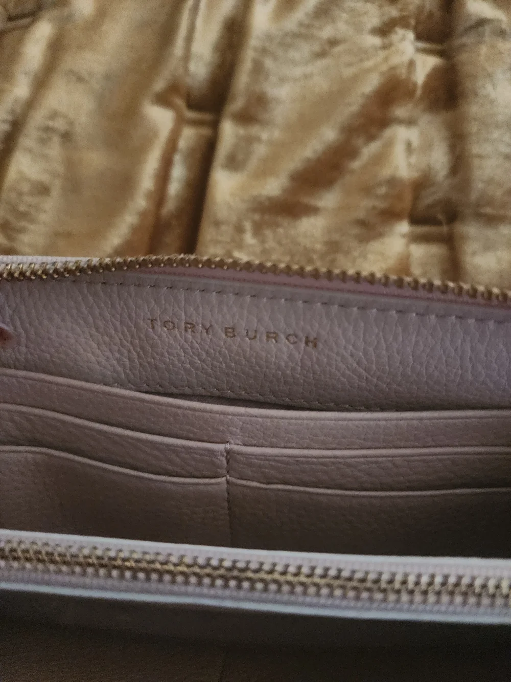 Tori Burch Laser-Cut Zip Wallet - Light Pink